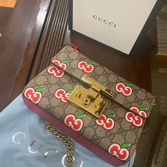Gucci Apple Supreme Purse - Picture 6 of 6